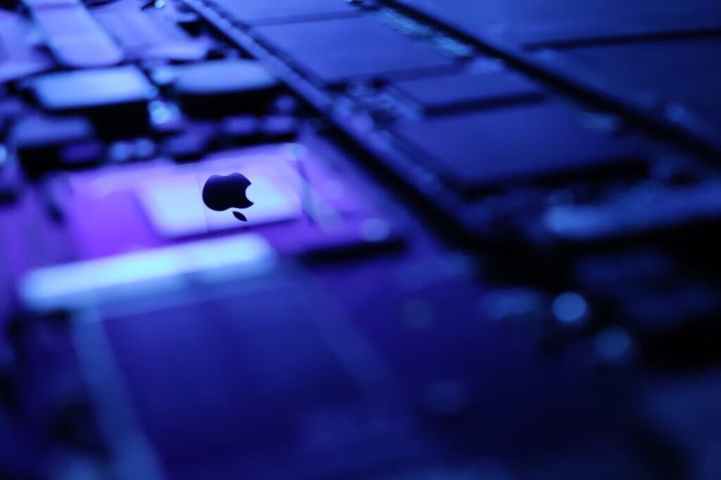 Broadcom Stock to be Hurt by Apple's Departure?