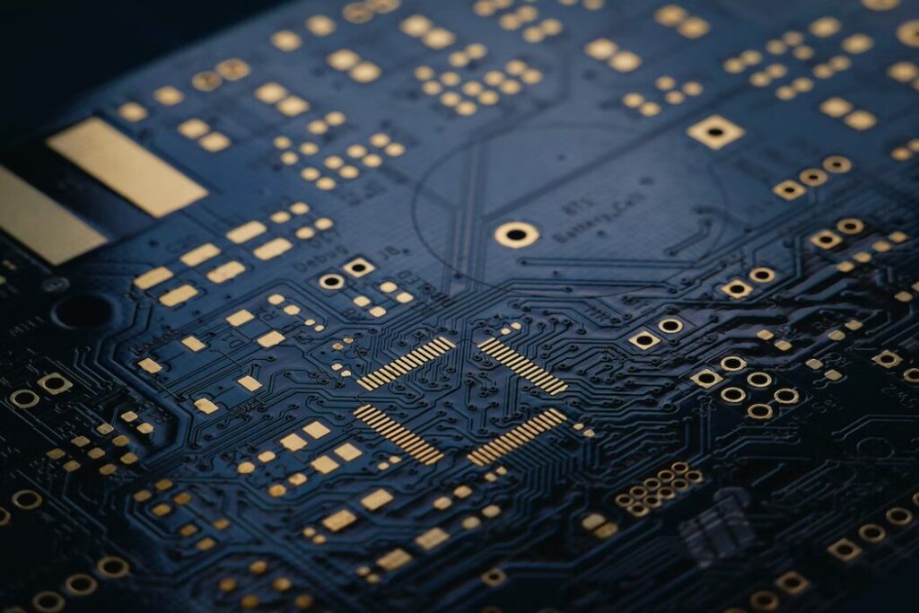 After Receiving Rating Upgrades, Is it Time to Buy Qualcomm?