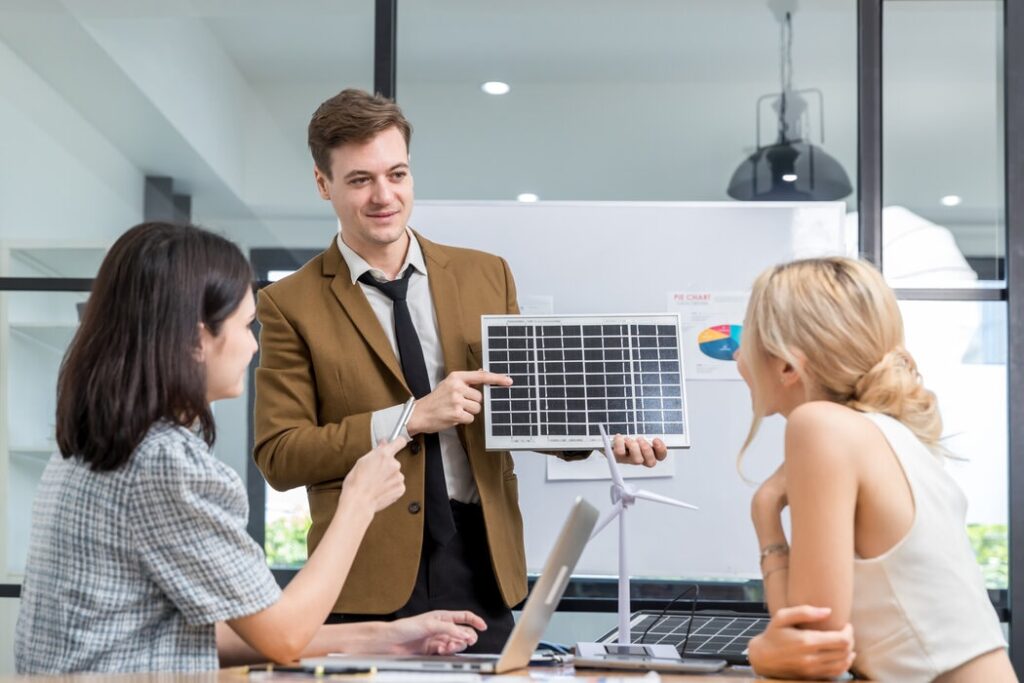 Solar Stocks to Buy and Hold, a 3 Year Investment Outlook