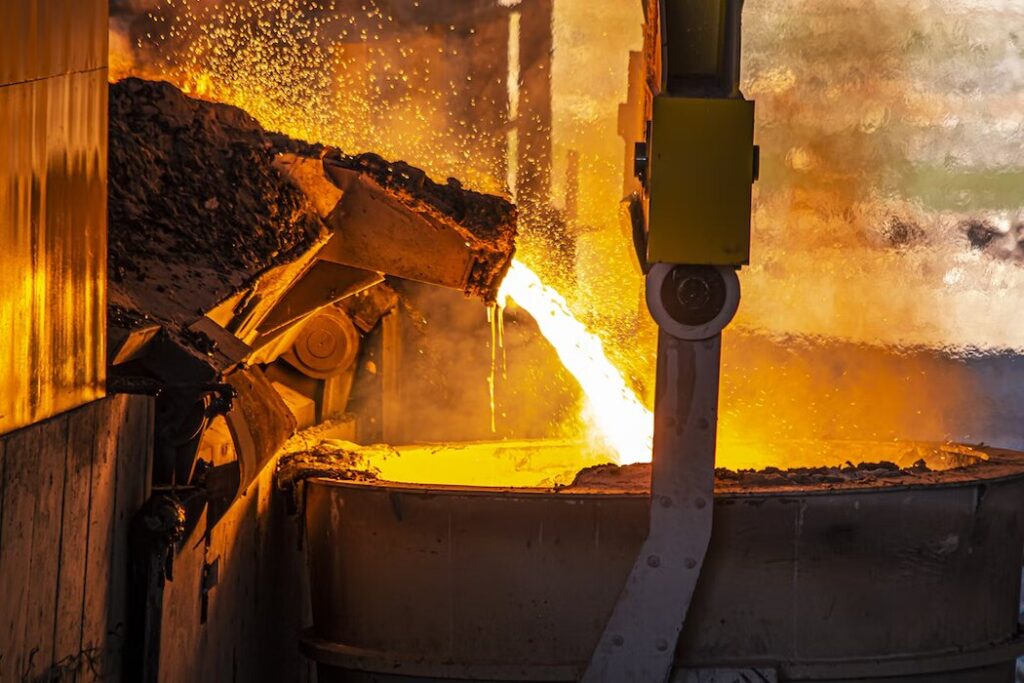 Iron Ore Set to Rally, as India Hesitates to Export