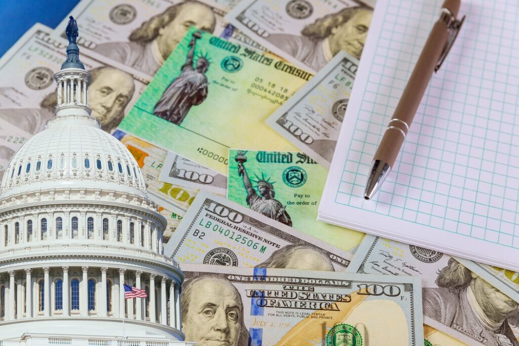 You Can Now Follow US Lawmakers Insider Trades With These ETFs!