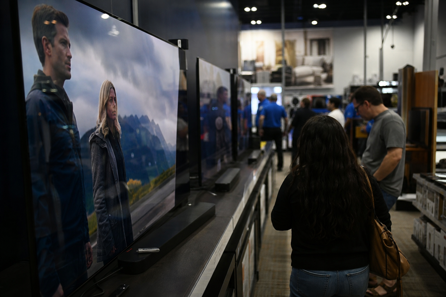 Best Buy and Amazon's Expanded Partnership: Analyzing the Market Impact