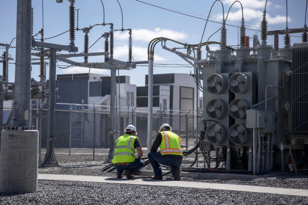 GE Vernova’s $9 Billion Trench Deal Puts Grid Infrastructure Demand in Focus
